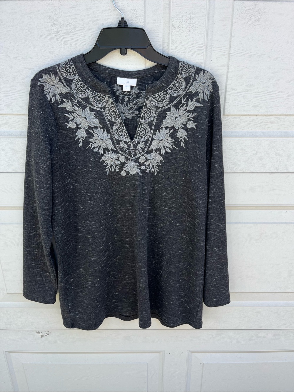 J Jill grey Sweater Embroidered women's long sleeves M